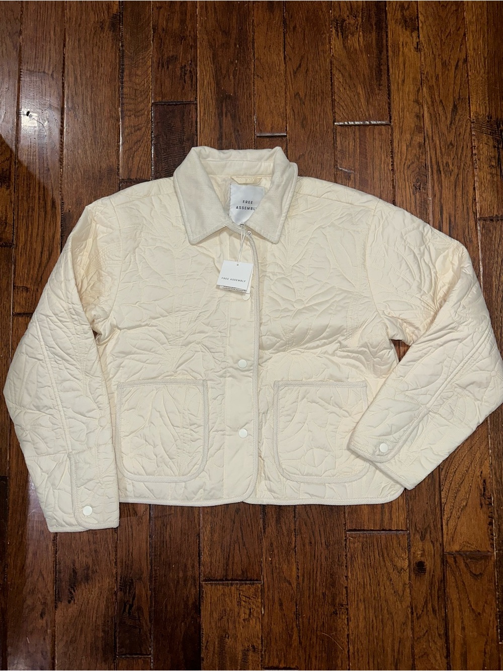 New With Tags Free Assembly Cream Quilted Jacket Size Small